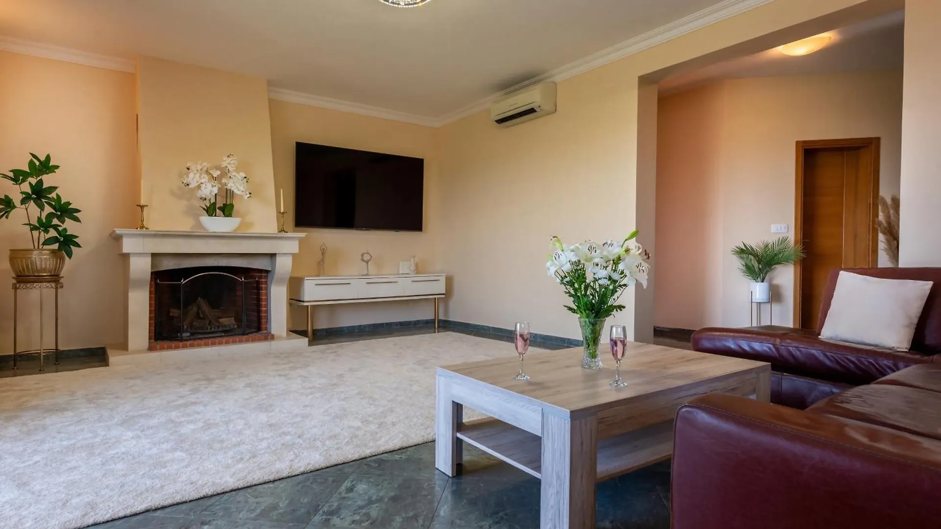 Villa Sun Nest Kastela