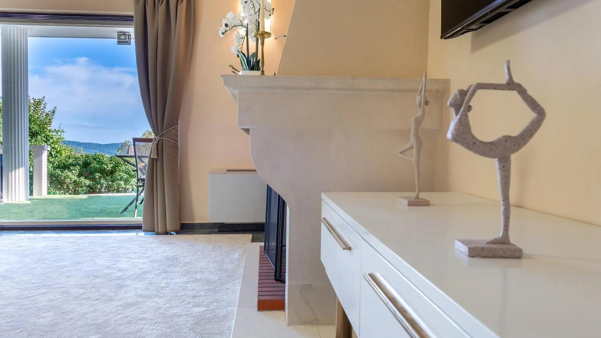 Villa Sun Nest Kastela 0*,  Croatia